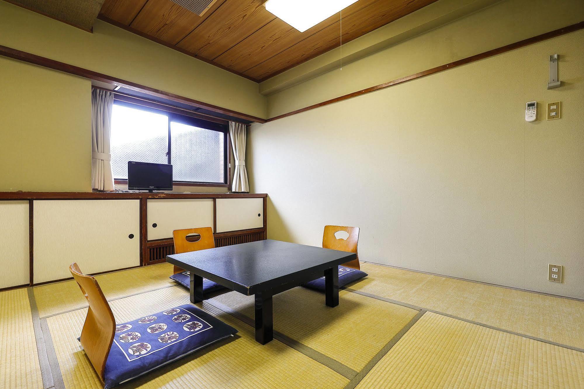 Azumaya Ryokan Kyoto Exterior photo